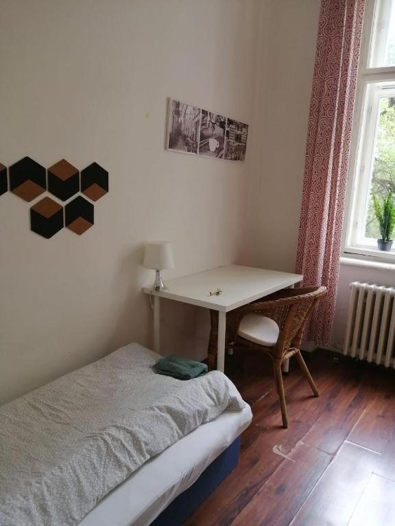 Cozy Rooms, 10 Min By Walk To The Center ברנו