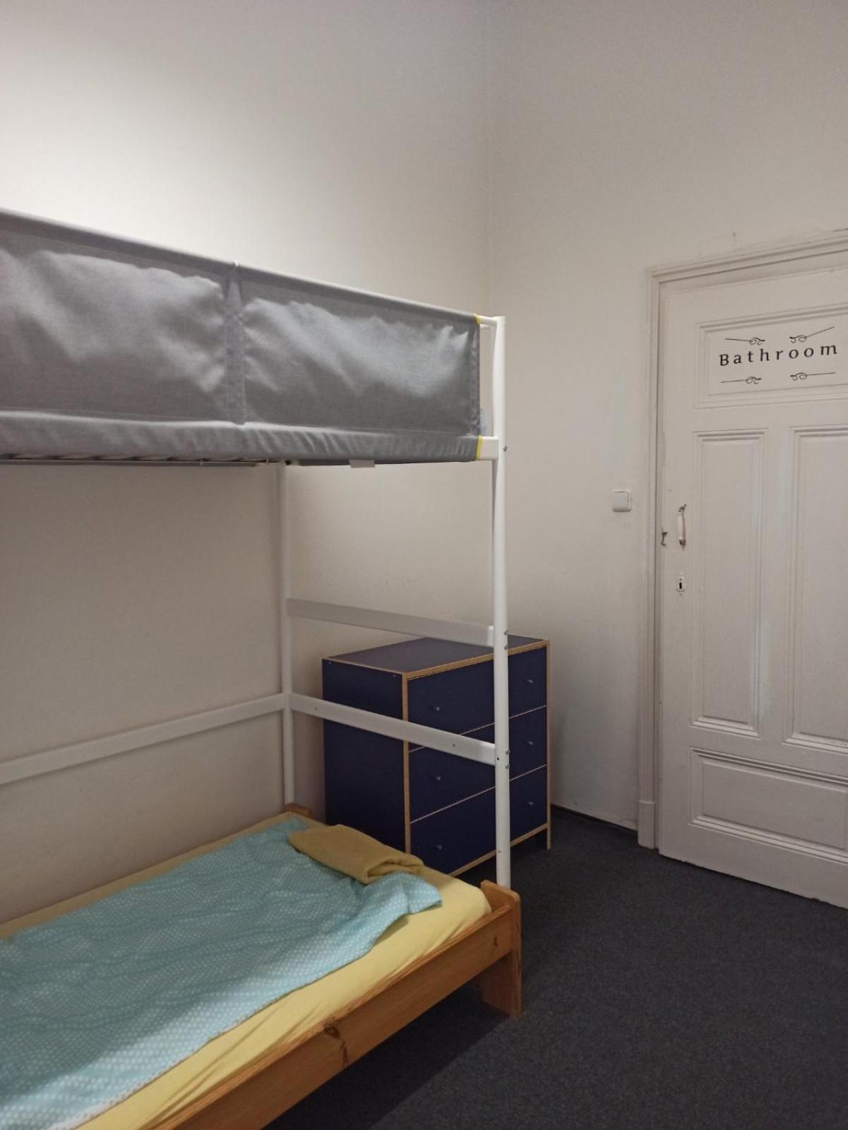 Apartment Cozy Rooms, 10 Min By Walk To The Center *